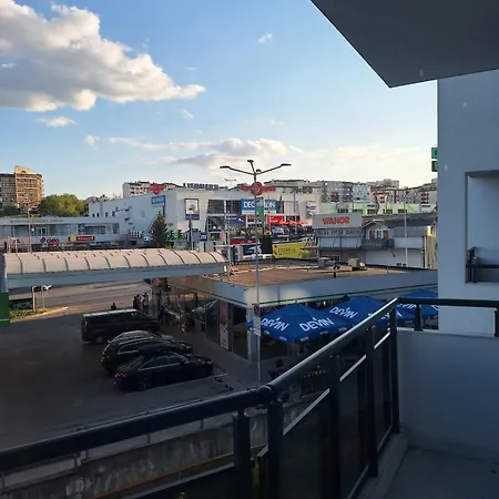 شقة Park View - Modern 2-bedroom With Free Underground Parking فيليكو ترنوفو